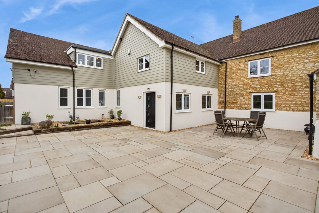 House in Silverstone, England 4 - 17508988