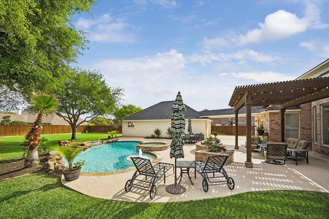 House in Houston, Texas, United States 5 - 17504706