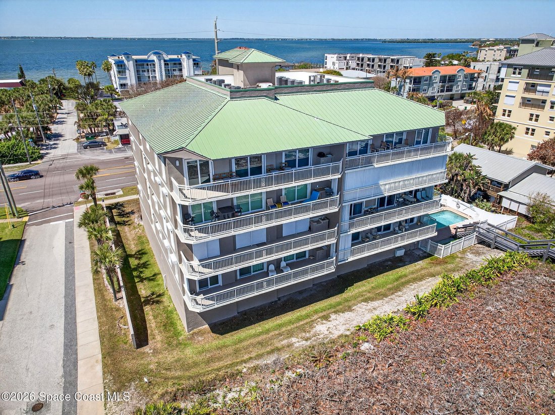 Condo in Cocoa Beach, Florida, United States 5 - 17513038