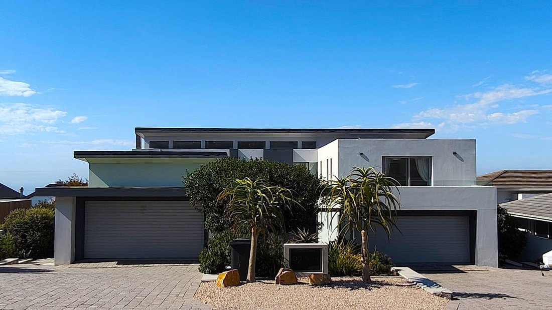 House in Mossel Bay Golf Estate, Western Cape, South Africa 2 - 17510810