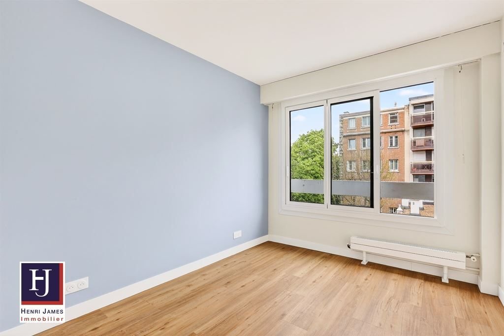 Apartment in Saint Gervais, Paris 4e Arrondissement, Paris 3 - 17505399