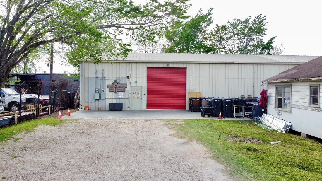House in Houston, Texas, United States 5 - 17504629