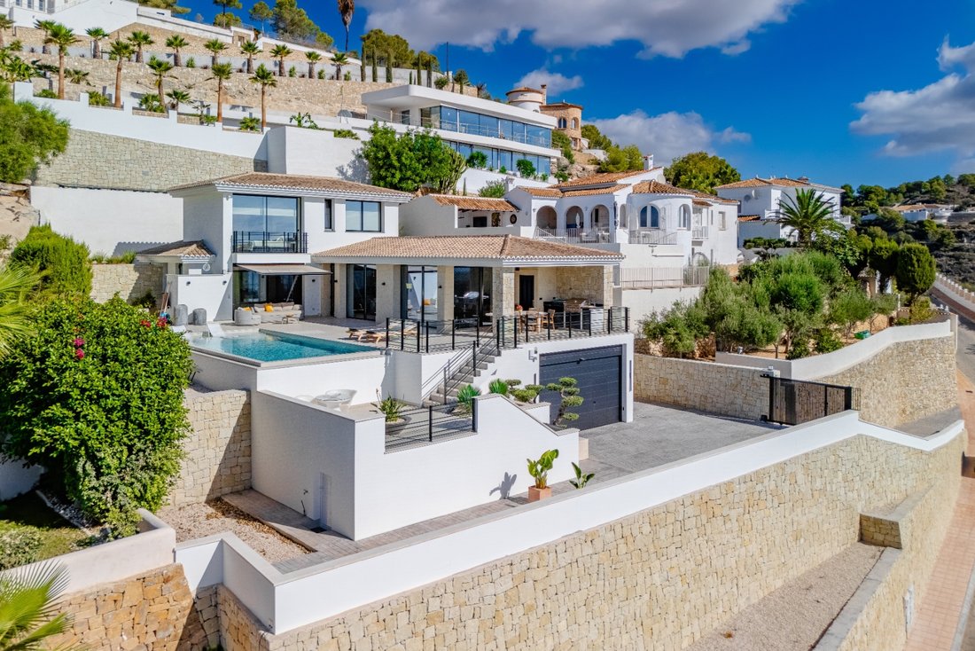 Villa in Benissa, Valencian Community, Spain 1 - 17514711
