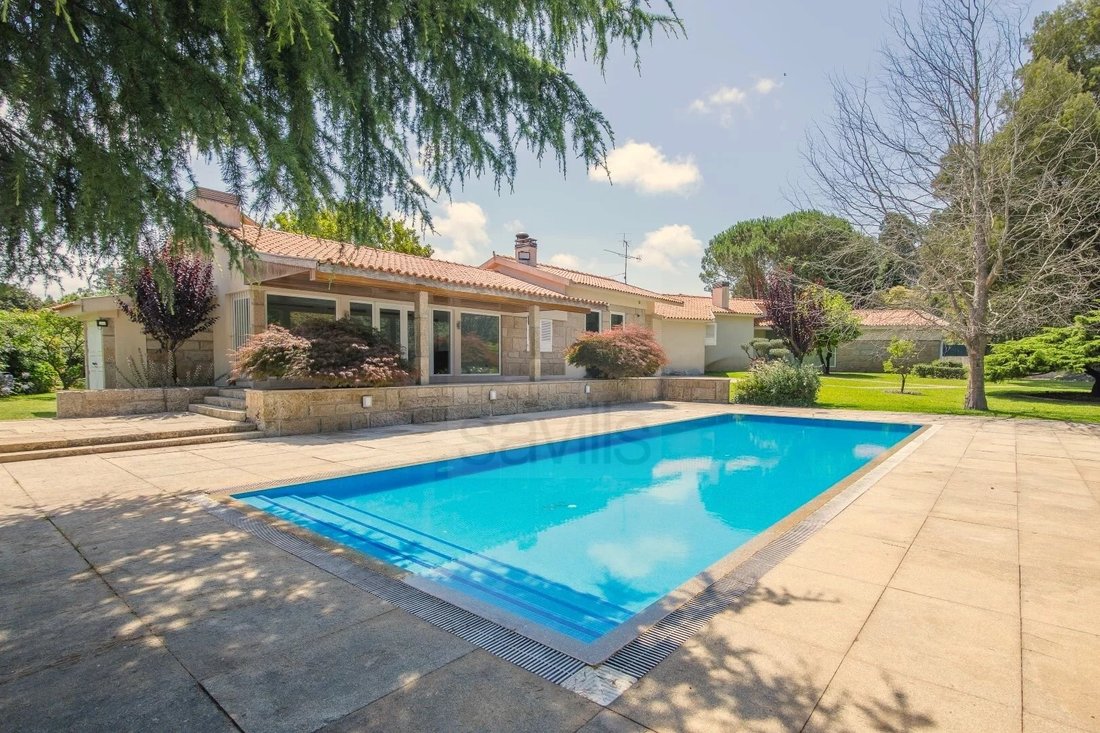 House in Vilar de Pinheiro, Porto District, Portugal 1 - 17509450