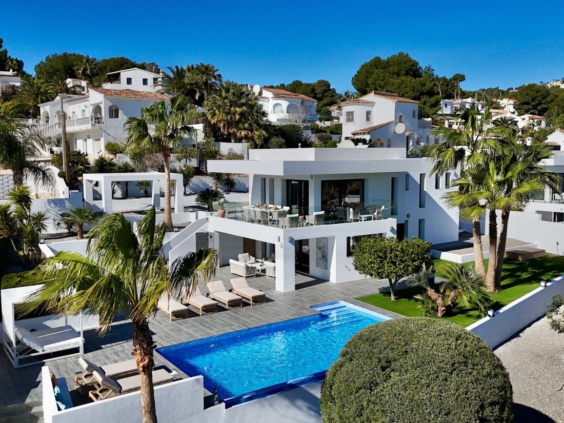 Villa in Benissa, Valencian Community, Spain 1 - 17514783