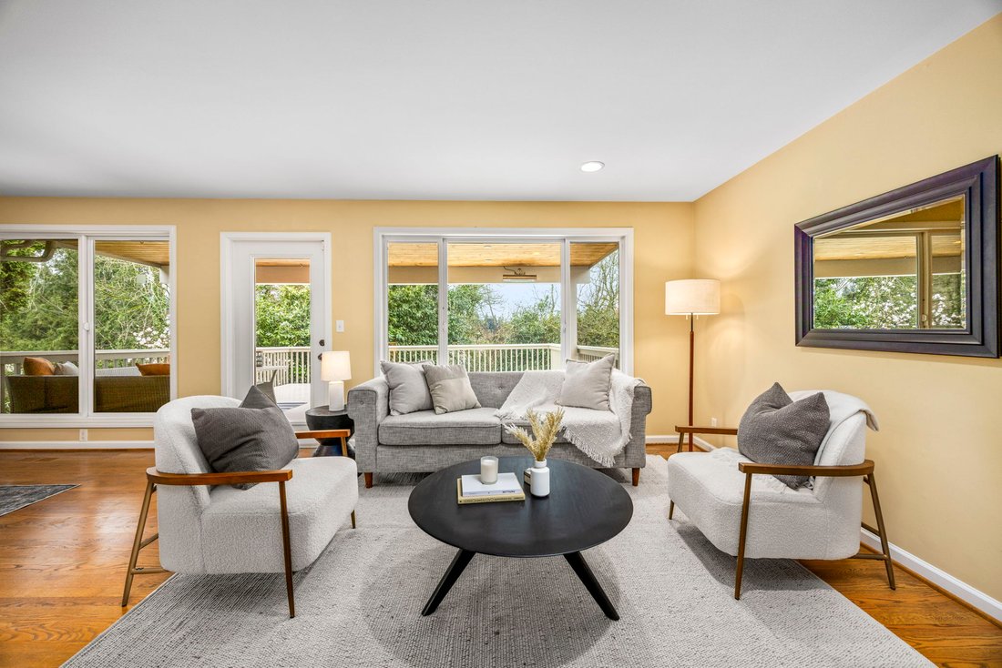 House in Bellevue, Washington, United States 4 - 17515702
