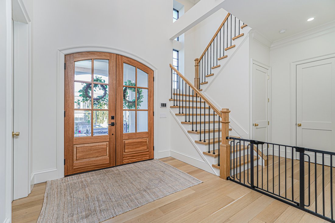 House in New York, New York, United States 4 - 17502720