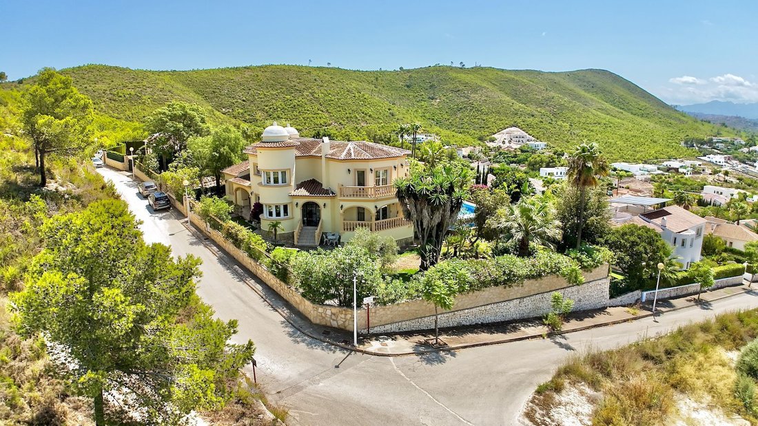 Villa in Xabia / Javea, Valencian Community, Spain 2 - 17514405