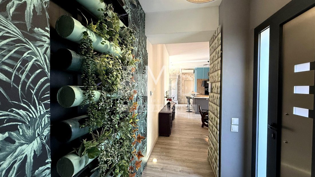 Villa in Centre Ville, Bourg-en-Bresse, France 4 - 17508167