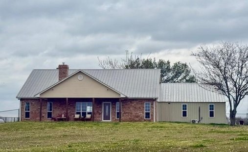 House in Clarksville, Texas, United States 1