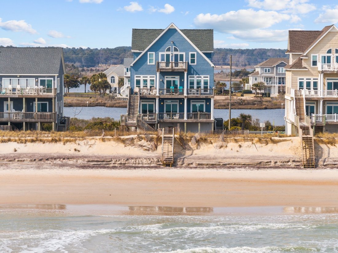 North Topsail Beach, North Carolina, United States 1 - 17509184