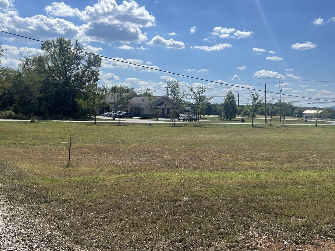 Lebanon, Tennessee, United States 5 - 17511936