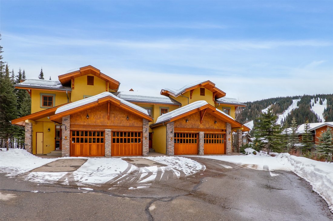 House in Sun Peaks, British Columbia, Canada 1 - 17512391
