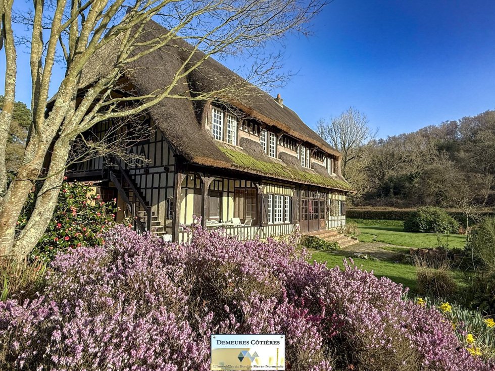 Estate in Bordeaux-Saint-Clair, Normandy, France 1 - 17514303