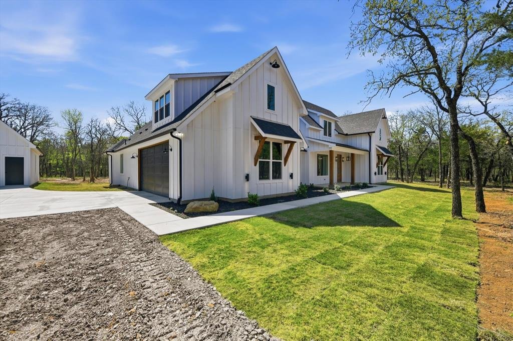 House in Sunset, Texas, United States 3 - 17504825