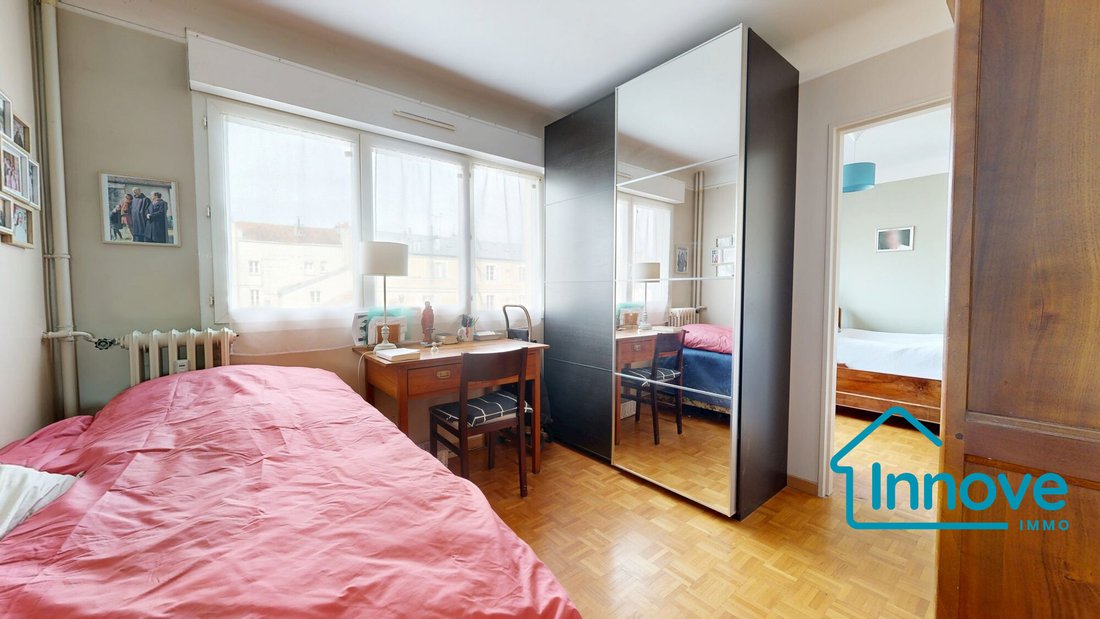 Apartment in Domaine National du Château, Versailles, France 5 - 17512860