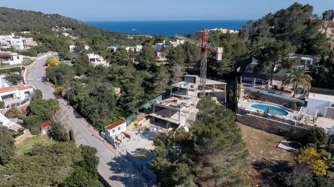 Villa in Cap Martinet, Santa Eularia des Riu, Balearic Islands 4 - 15370641