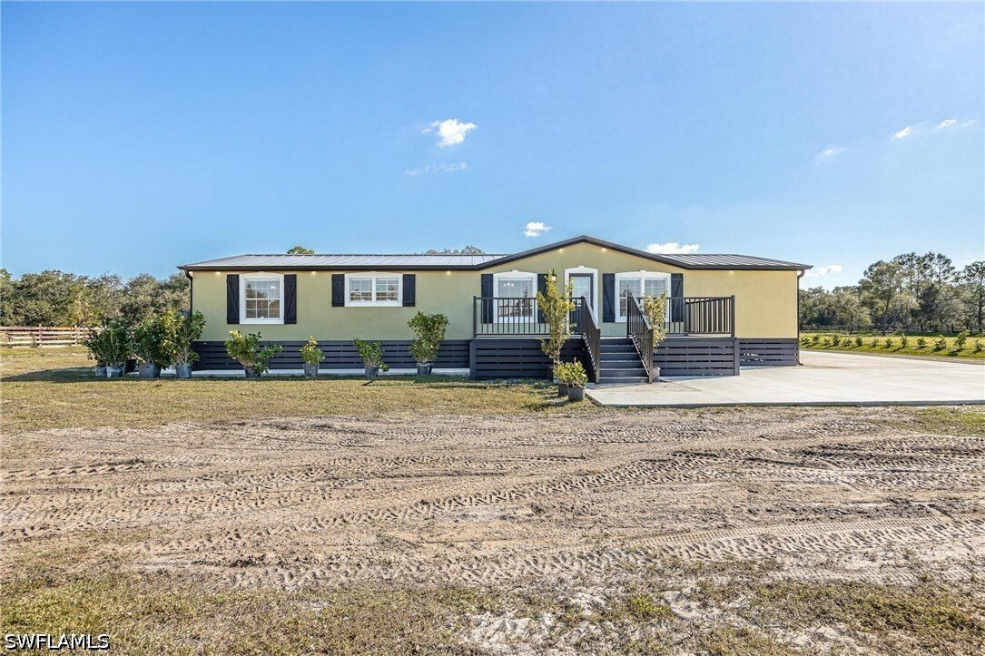 Alva, Florida, United States 3 - 17515279