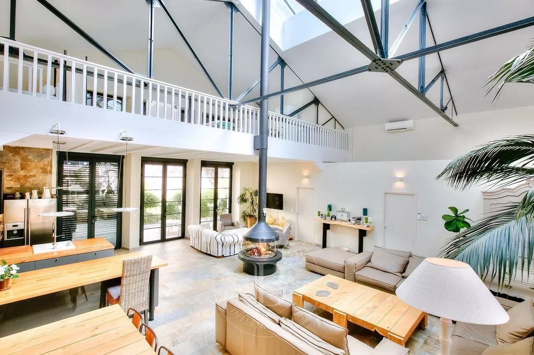 Villa in Cannes, Provence-Alpes-Côte d'Azur, France 3 - 11006106