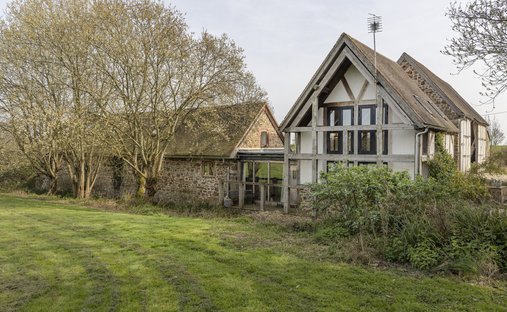 Gloucestershire, England 1
