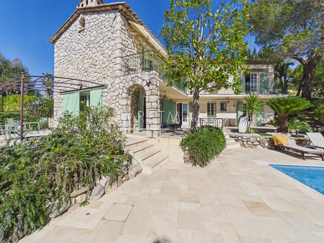 Villa in Mandelieu-la-Napoule, Provence-Alpes-Côte d'Azur, France 5 - 17464865