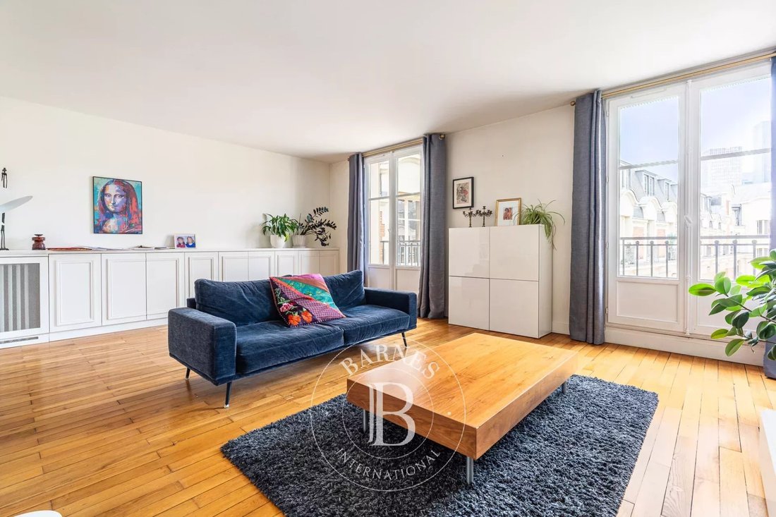 Apartment in Saint James-Général Koenig, Neuilly-sur-Seine, France 1 - 17503103