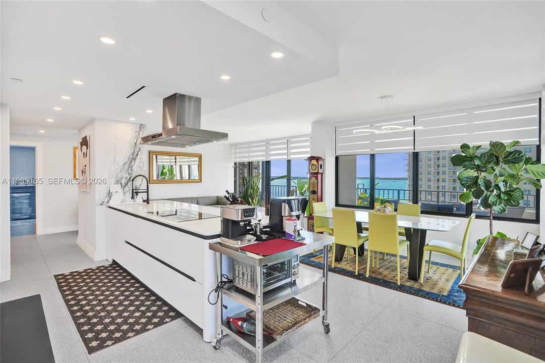 Condo in Miami, Florida, United States 5 - 17504421