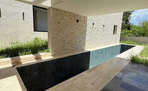 Haus in Yucatán Country Club, Yucatán, Mexiko 1