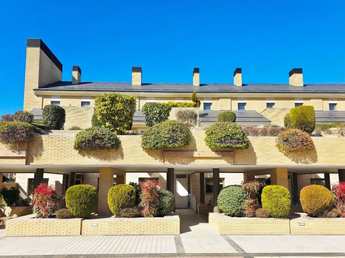 Residenza a Pozuelo de Alarcón, Madrid, Spagna 1 - 15263234