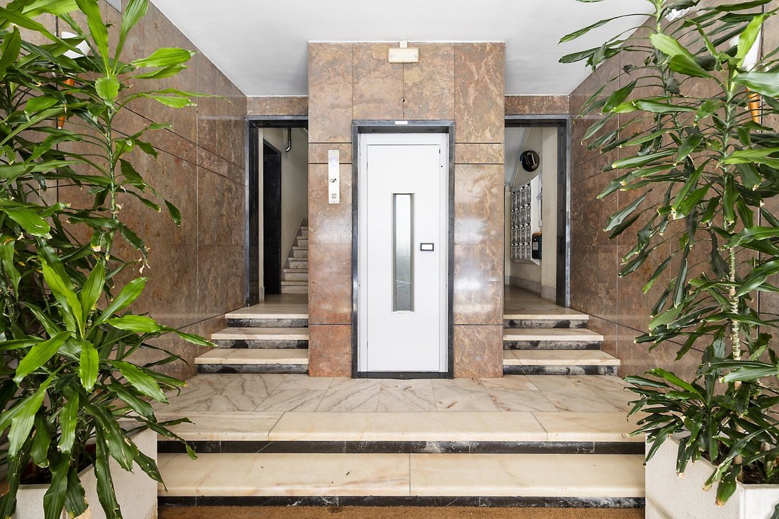 Apartment in Arroios, Lisbon, Portugal 1 - 17509437