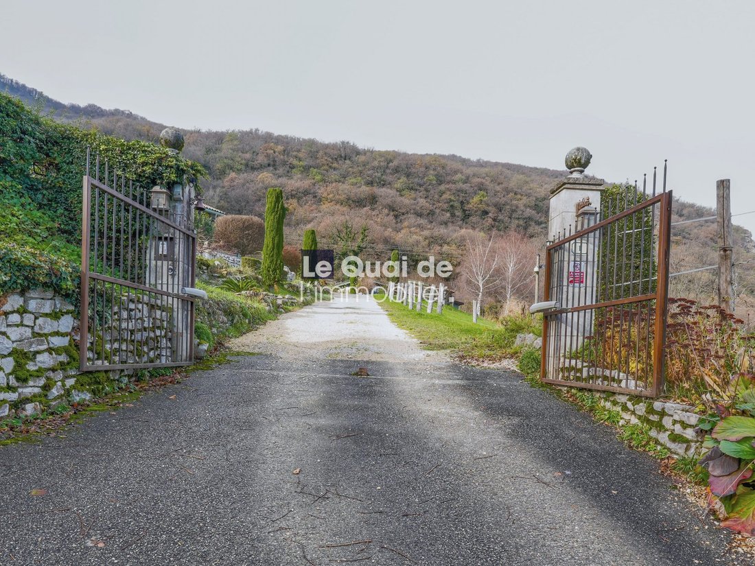 House in Veurey-Voroize, Auvergne-Rhône-Alpes, France 2 - 17508165