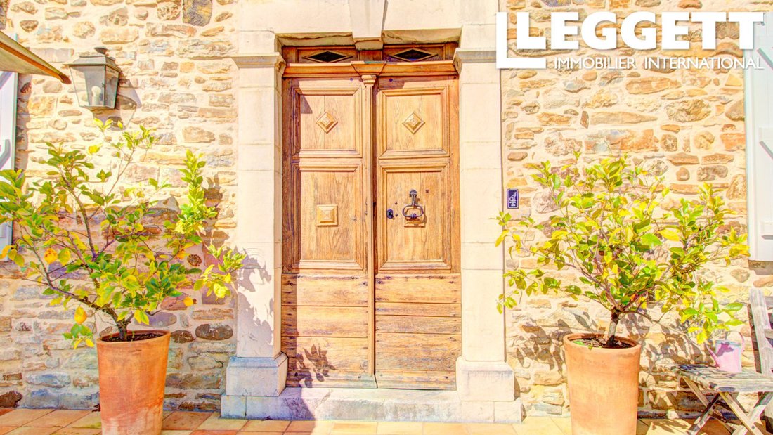 Villa in Pau, Nouvelle-Aquitaine, France 1 - 17506398