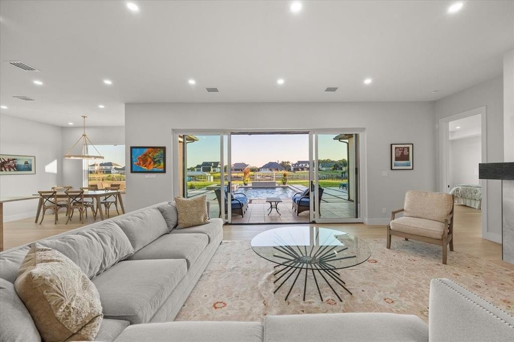 House in Azle, Texas, United States 4 - 17515499