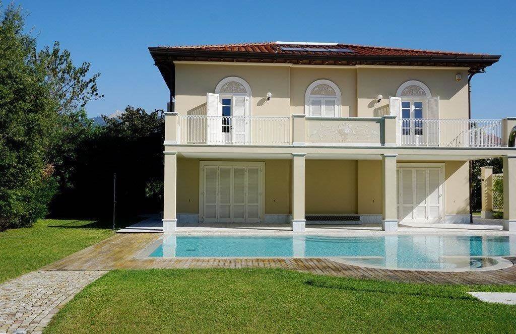 Villa in Cinquale, Montignoso, Tuscany 1 - 17506258