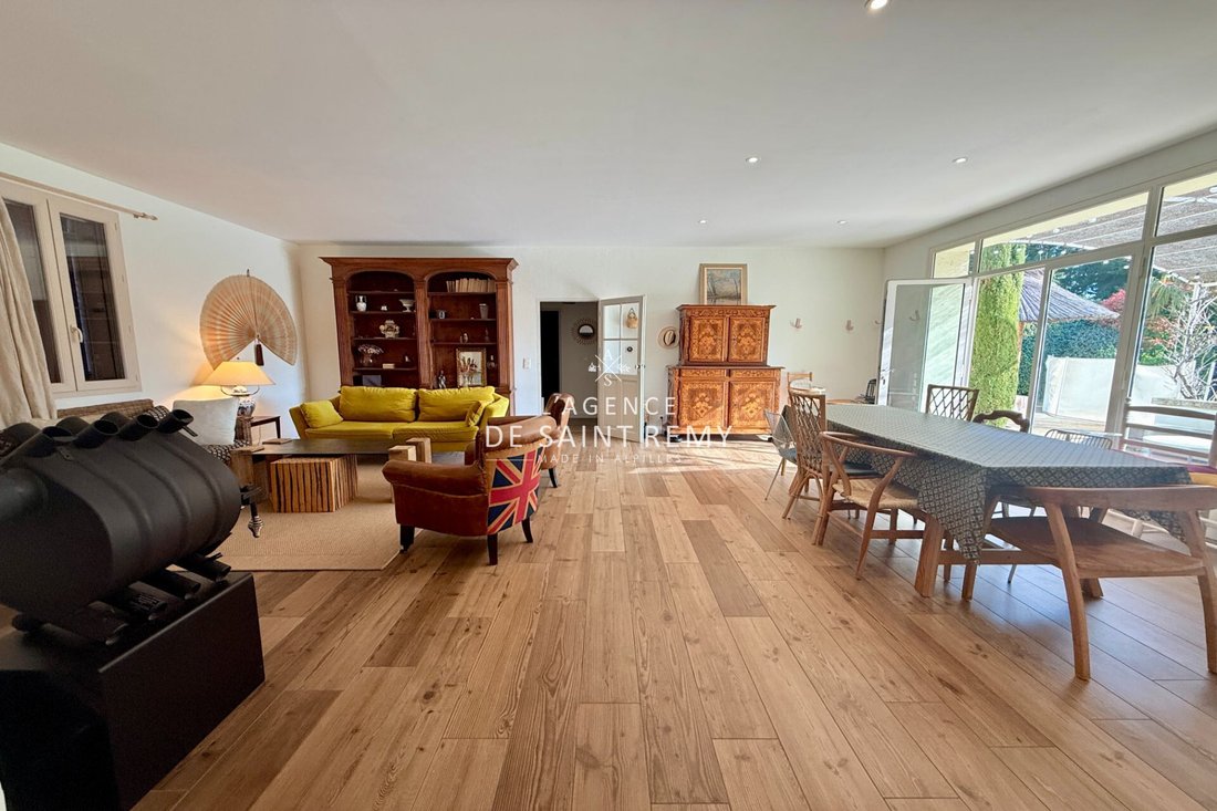 Villa in Eyragues, Provence-Alpes-Côte d'Azur, France 5 - 17502736
