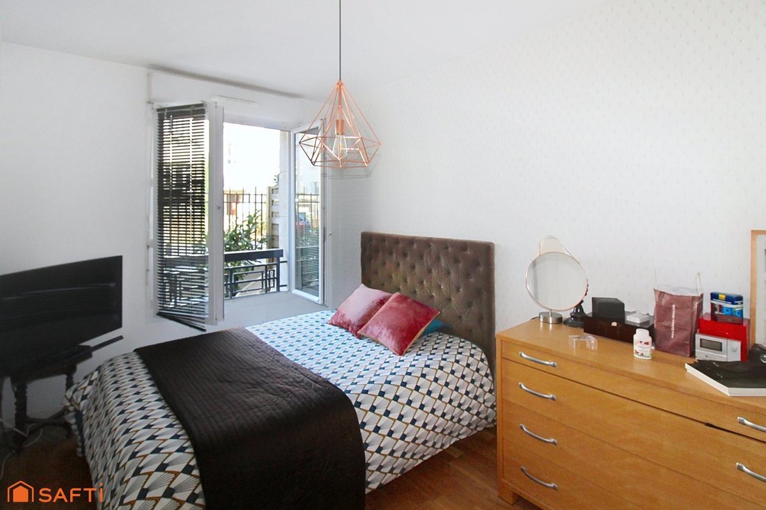 Apartment in Anatole France, Le Plessis-Robinson, France 4 - 17511449