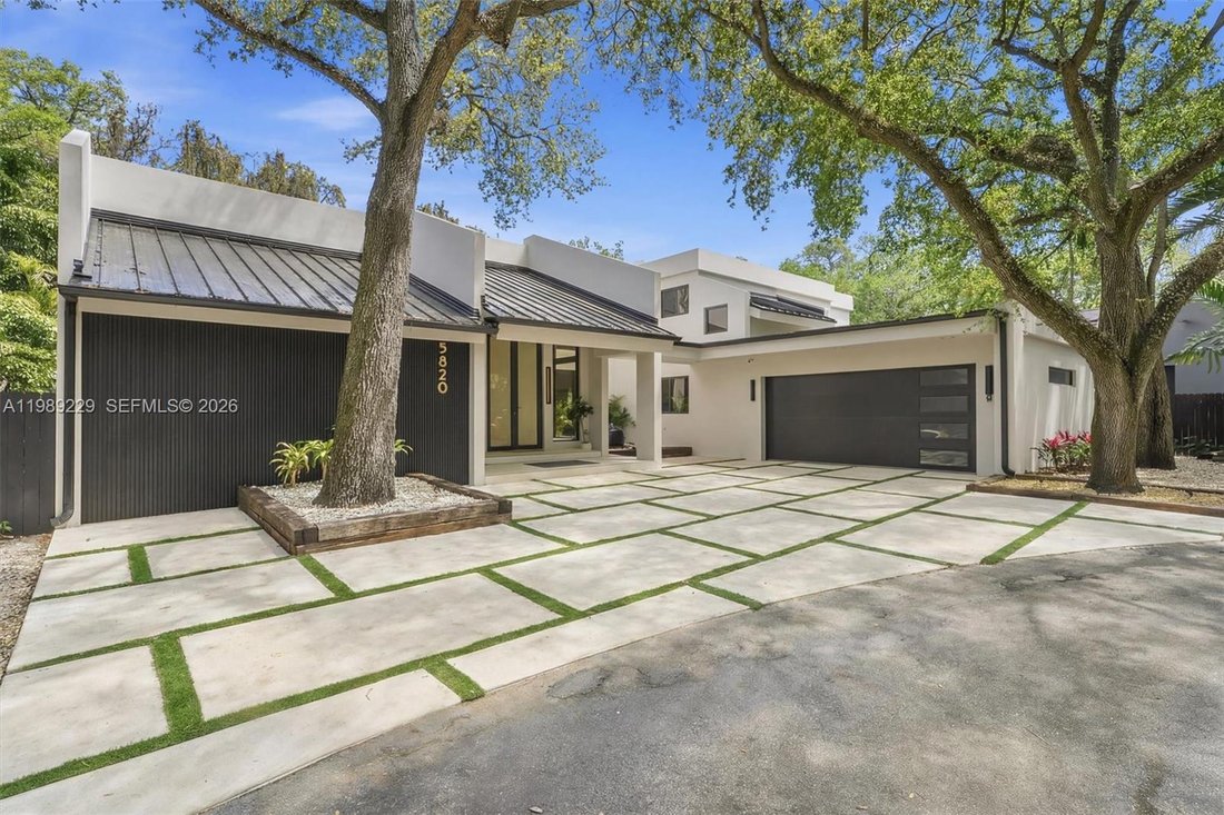 House in Hollywood, Florida, United States 2 - 17504443