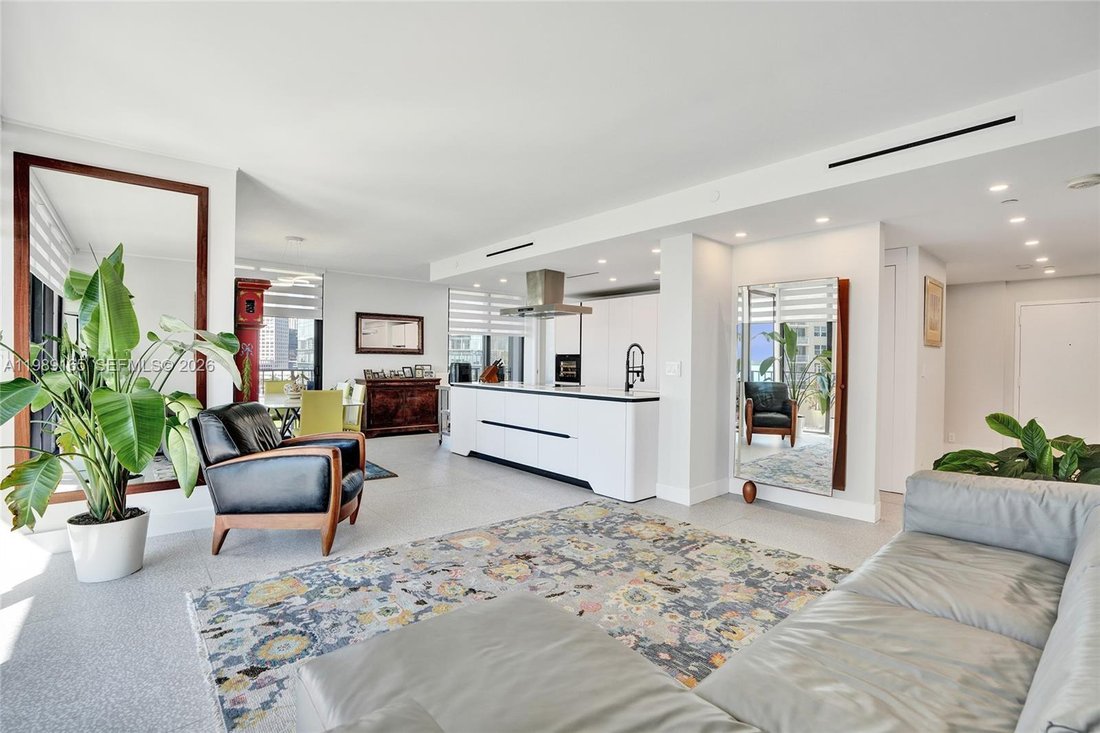 Condo in Miami, Florida, United States 1 - 17504421