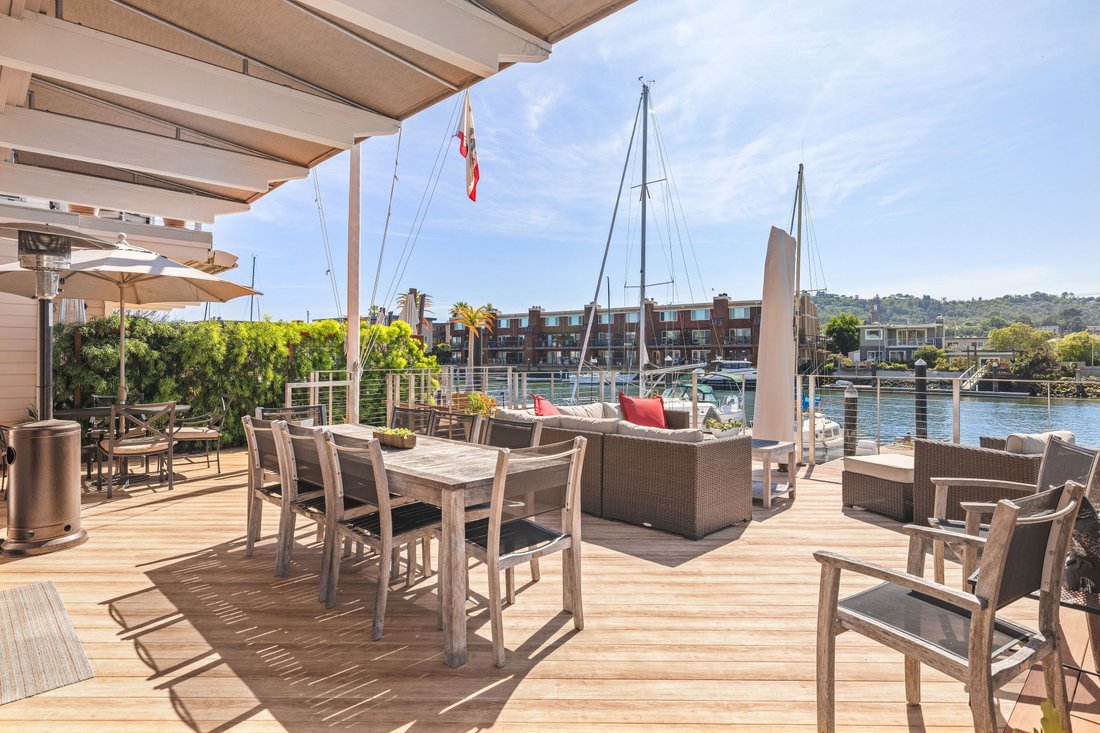 Condo in San Rafael, California, United States 1 - 17508418