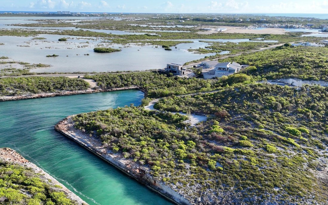 Land in Long Bay Hills, Caicos Islands, Turks and Caicos Islands 2 - 15227362