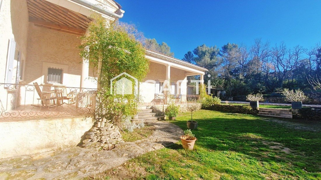 House in Ménerbes, Provence-Alpes-Côte d'Azur, France 5 - 16811048