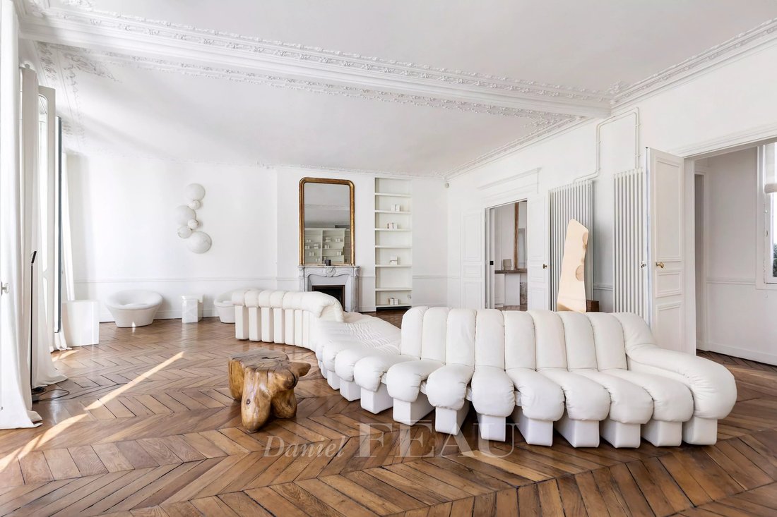 Apartment in Paris 1er Arrondissement, Paris, France 3 - 17503121