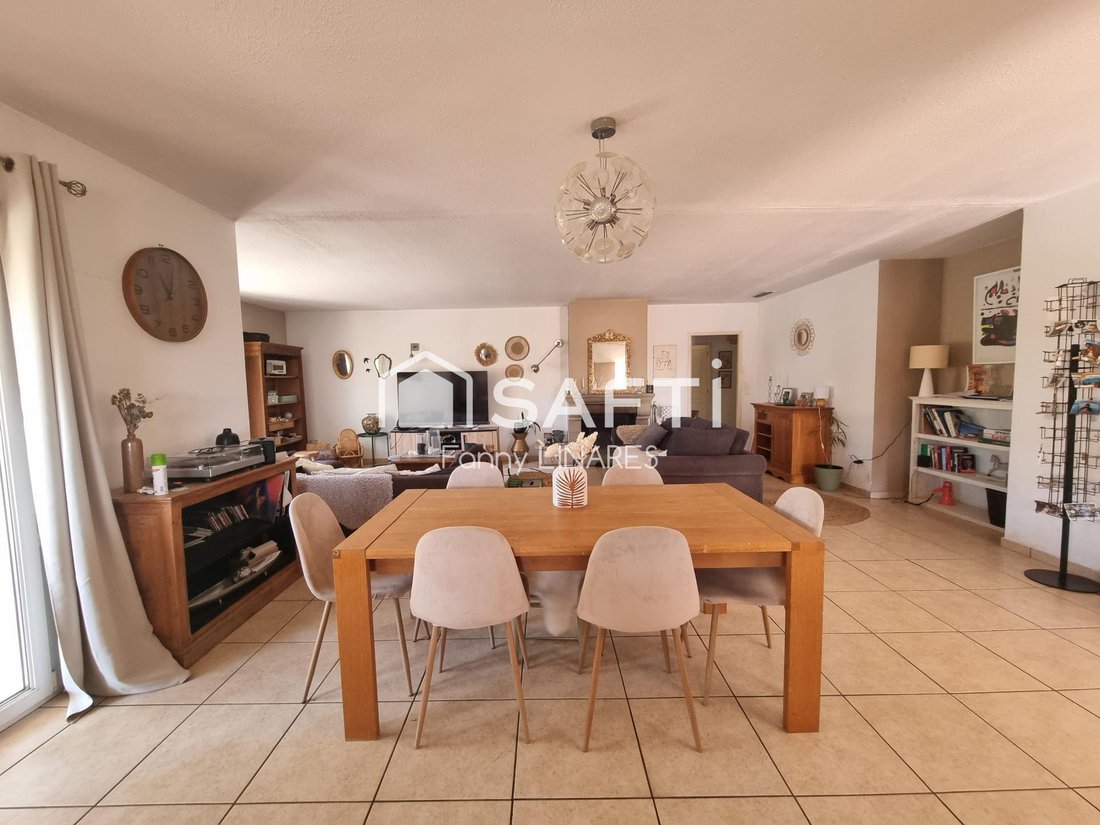 House in Les Platanes, Perpignan, France 3 - 16360604