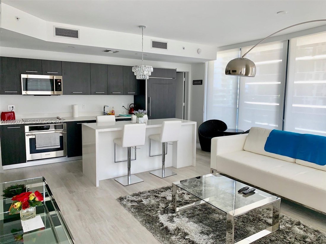 Condo in Miami, Florida, United States 3 - 17509690