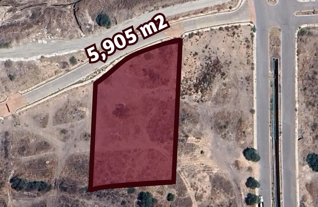 Land in Santiago de Querétaro, Querétaro, Mexico 2 - 17507059