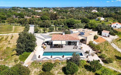 House in Lagoa e Carvoeiro, Algarve, Portugal 1