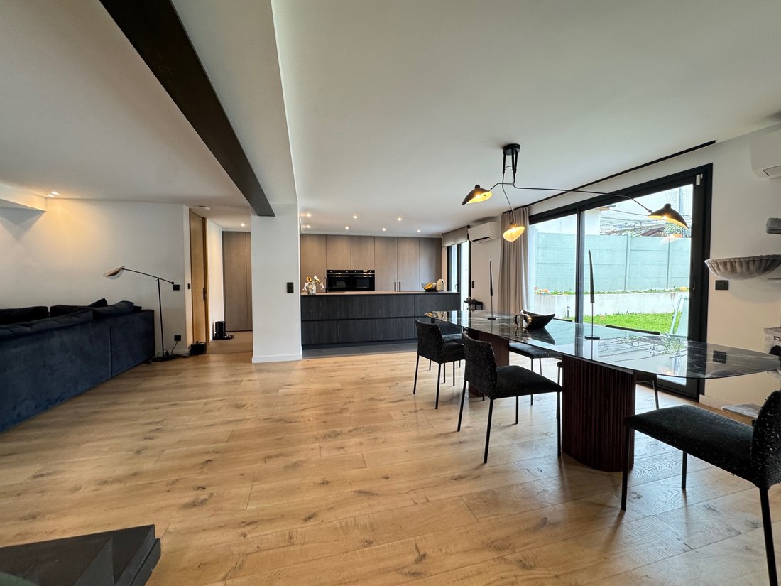 House in Ormesson-sur-Marne, Ile-de-France, France 2 - 17505661