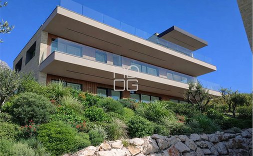 Apartment in Monte Maderno, Toscolano, Lombardy 1
