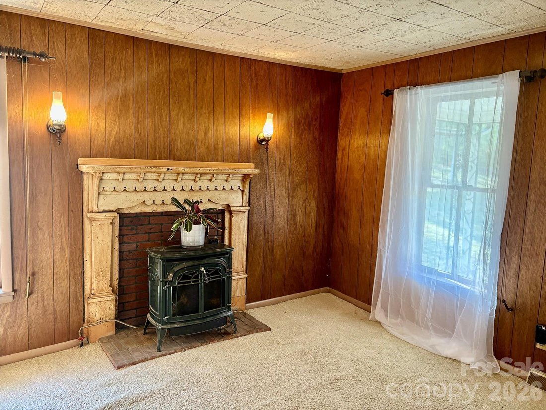 House in Asheville, North Carolina, United States 5 - 16853096
