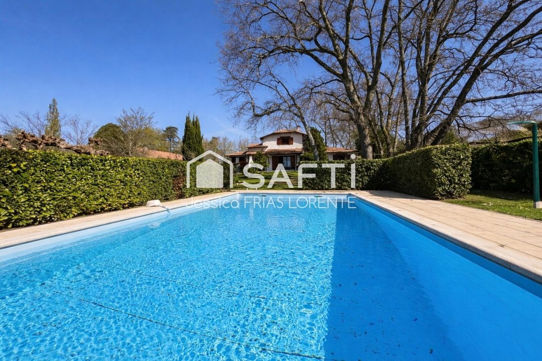 House in Bouliac, Nouvelle-Aquitaine, France 1 - 17511409